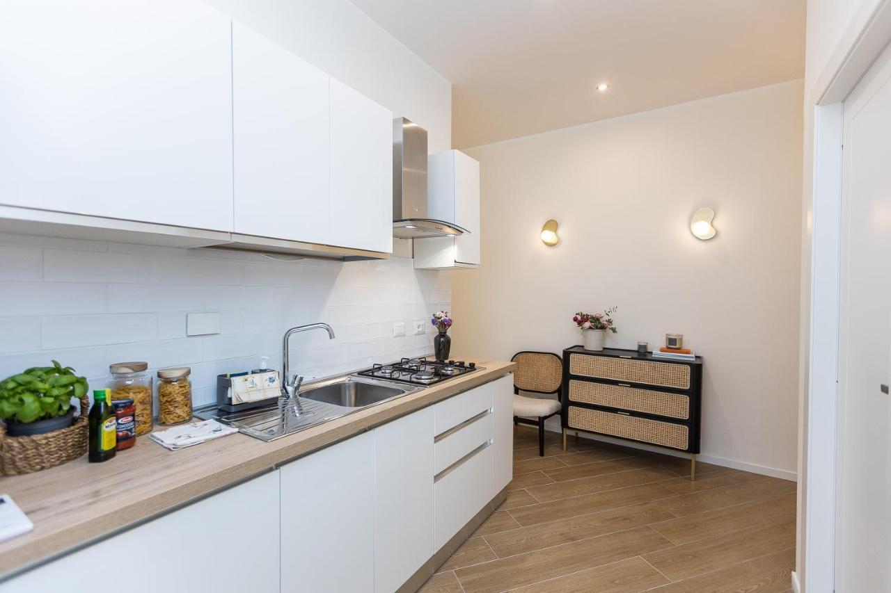 Colosseum Boutique Apartment Rome Extérieur photo