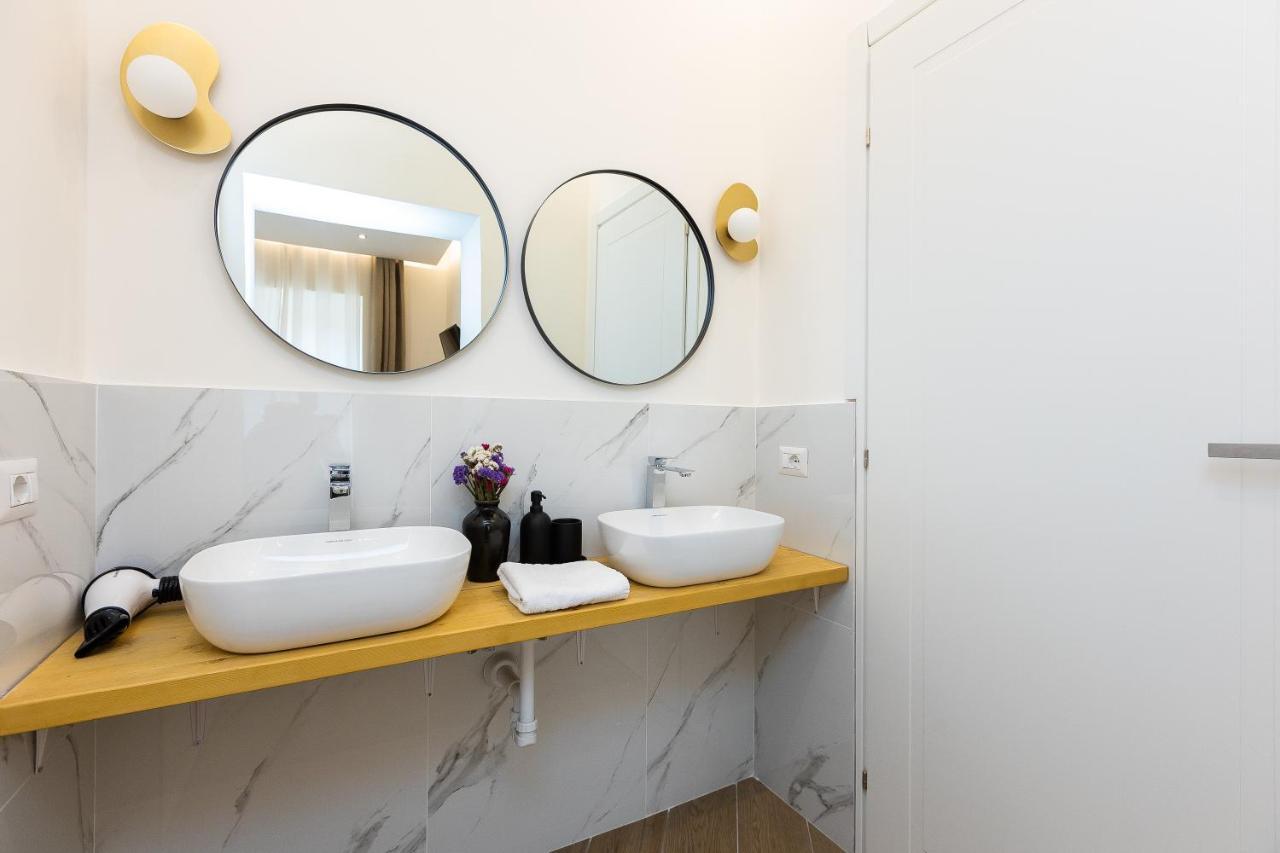 Colosseum Boutique Apartment Rome Extérieur photo