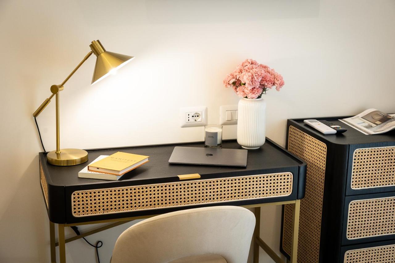 Colosseum Boutique Apartment Rome Extérieur photo